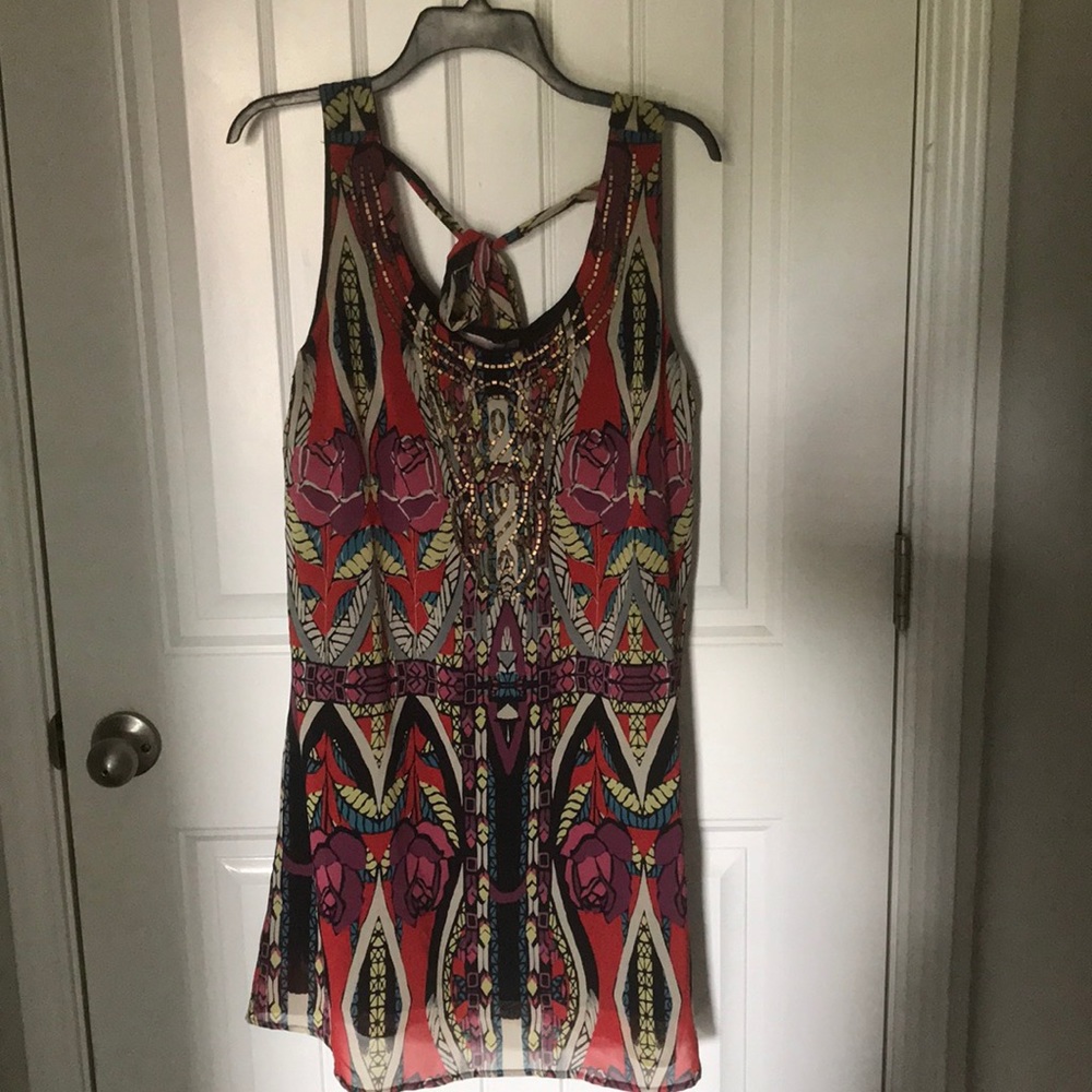 Abstract multi pattern sleeveless Tunic